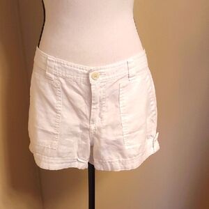 GAP White Cargo Shorts Crisp Cotton Blend
